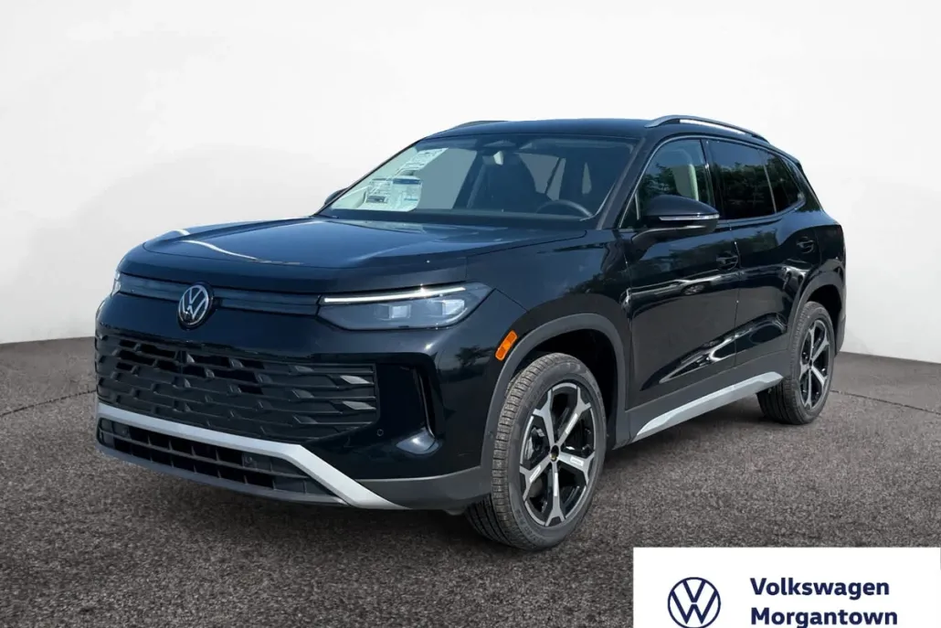 2025 Volkswagen Tiguan SE photo 1