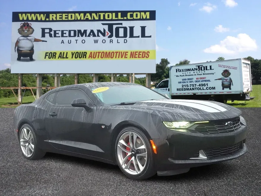 2021 Chevrolet Camaro 1LT photo 1