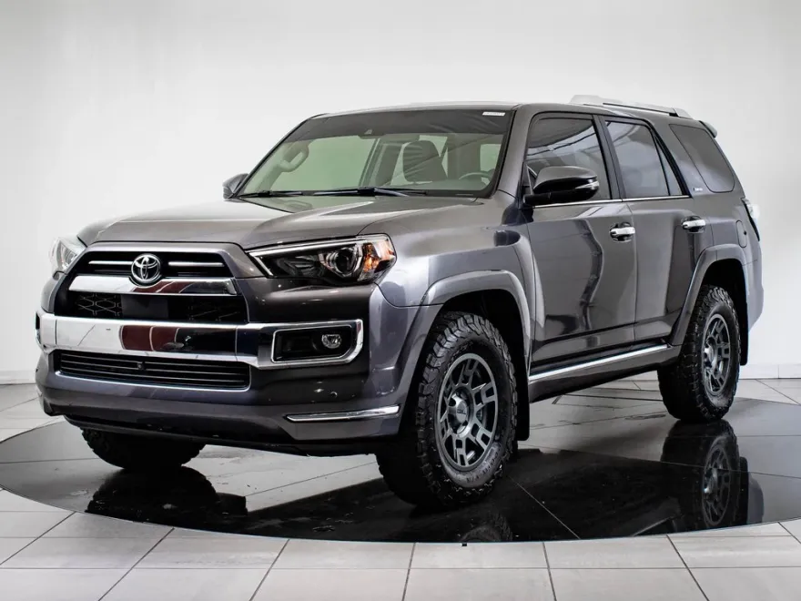 2022 Toyota 4Runner Limited photo 1