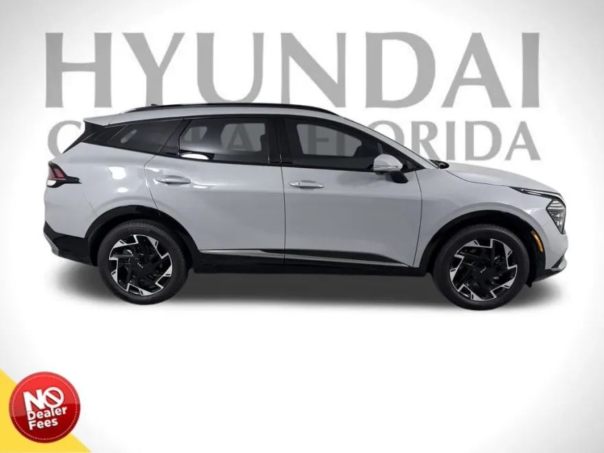 2025 Kia Sportage photo 1