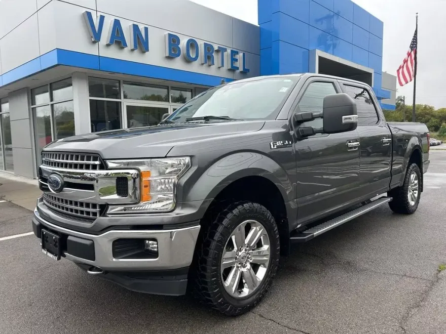 2019 Ford F-150 XLT photo 1