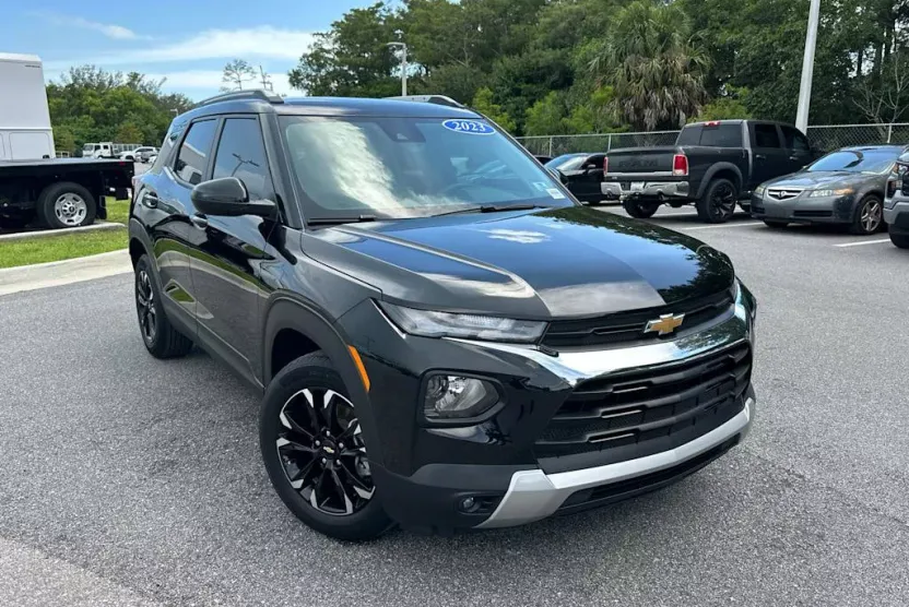 2023 Chevrolet Trailblazer LT photo 1