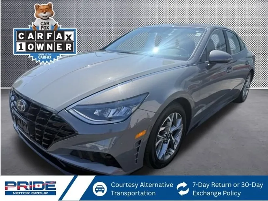 2022 Hyundai Sonata SEL photo 1