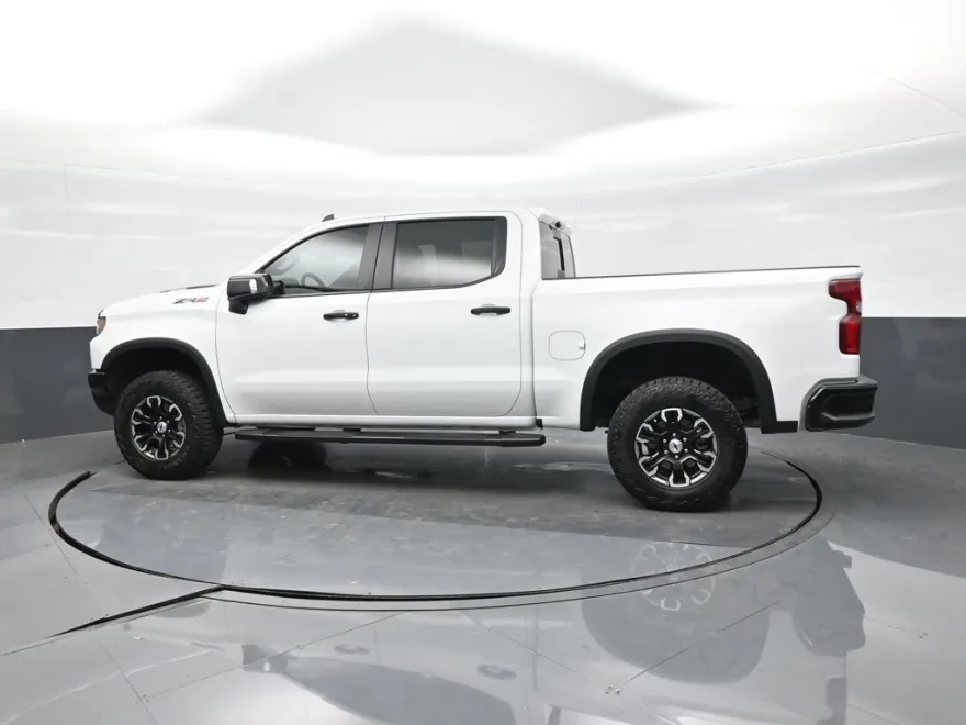 2025 Chevrolet Silverado 1500 ZR2 photo 1