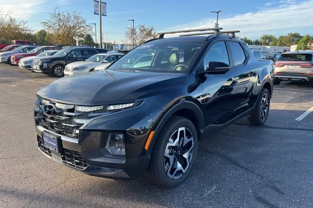 2024 Hyundai Santa Cruz Limited photo 1