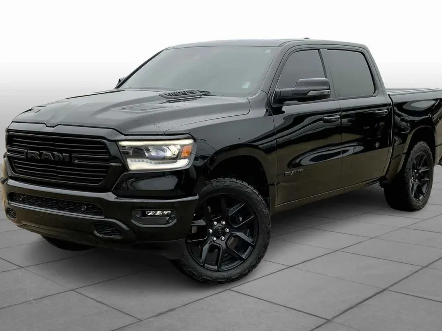 2023 Ram 1500 Laramie photo 1