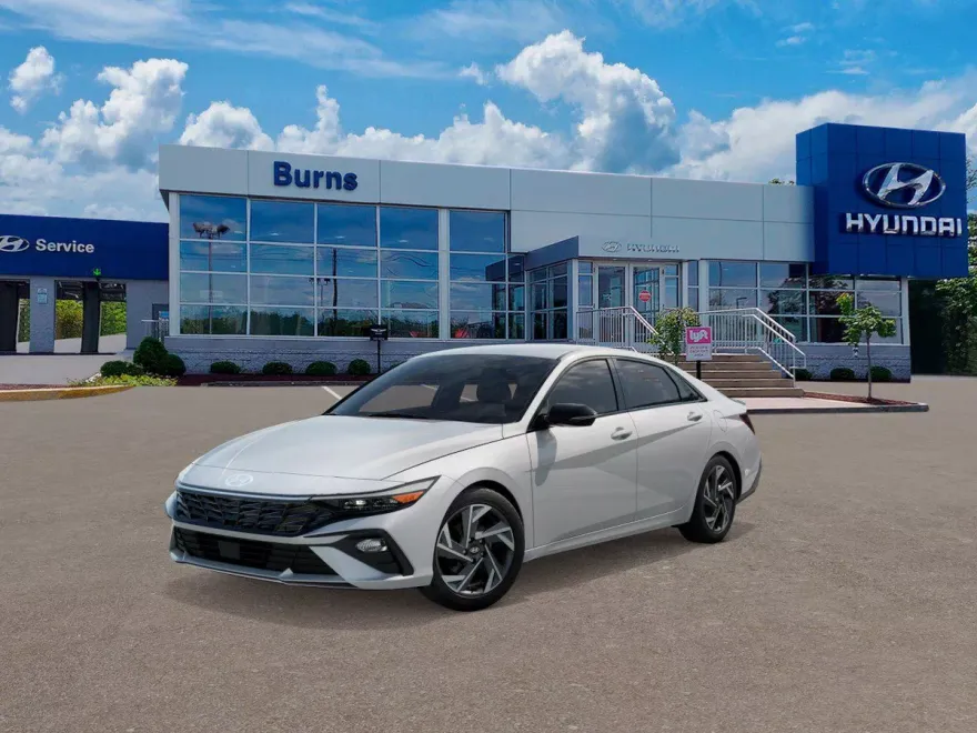 2025 Hyundai Elantra SEL Sport photo 1