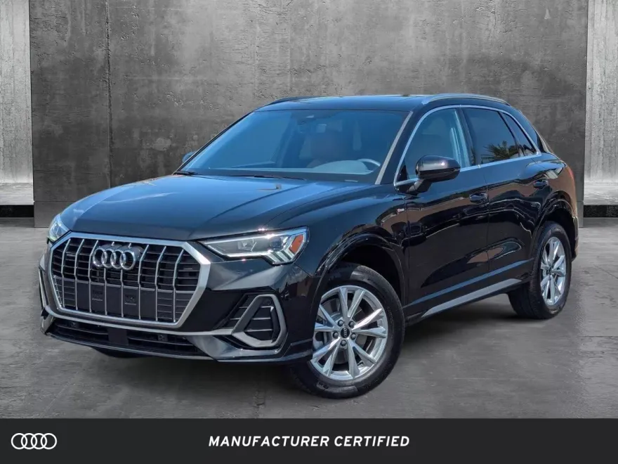 2024 Audi Q3 S line Premium photo 1