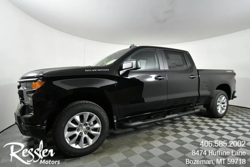2026 Chevrolet Silverado 1500 Custom photo 1