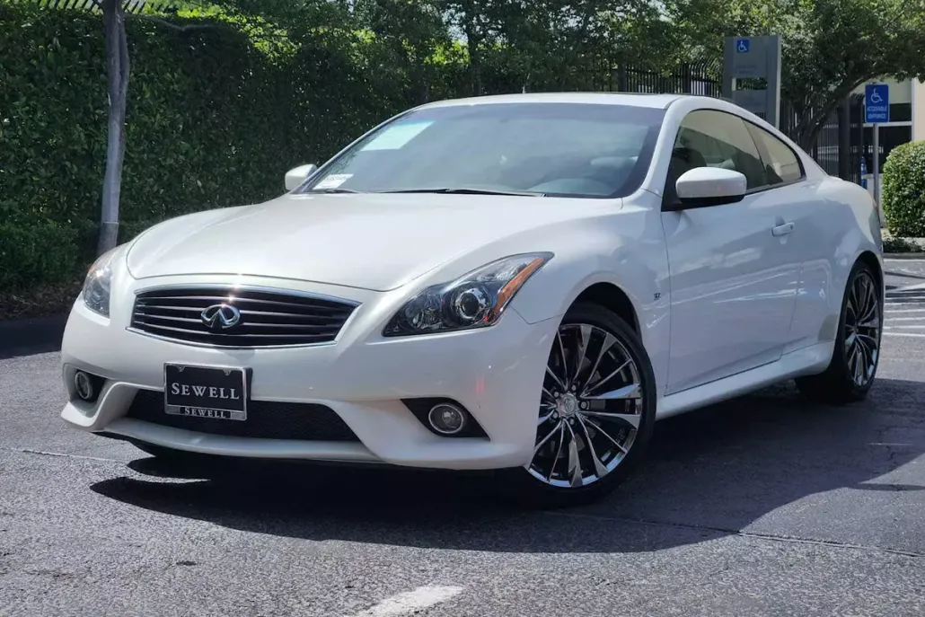 2014 Infiniti Q60 Journey photo 1