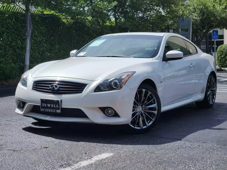 2014 Infiniti Q60 Journey photo 1
