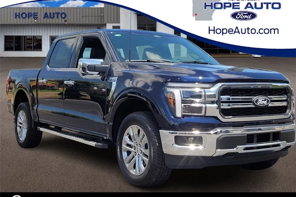 2025 Ford F-150 Lariat photo 1