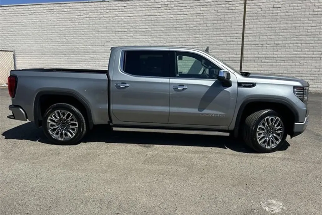 2026 Gmc Sierra 1500 Denali Ultimate photo 1