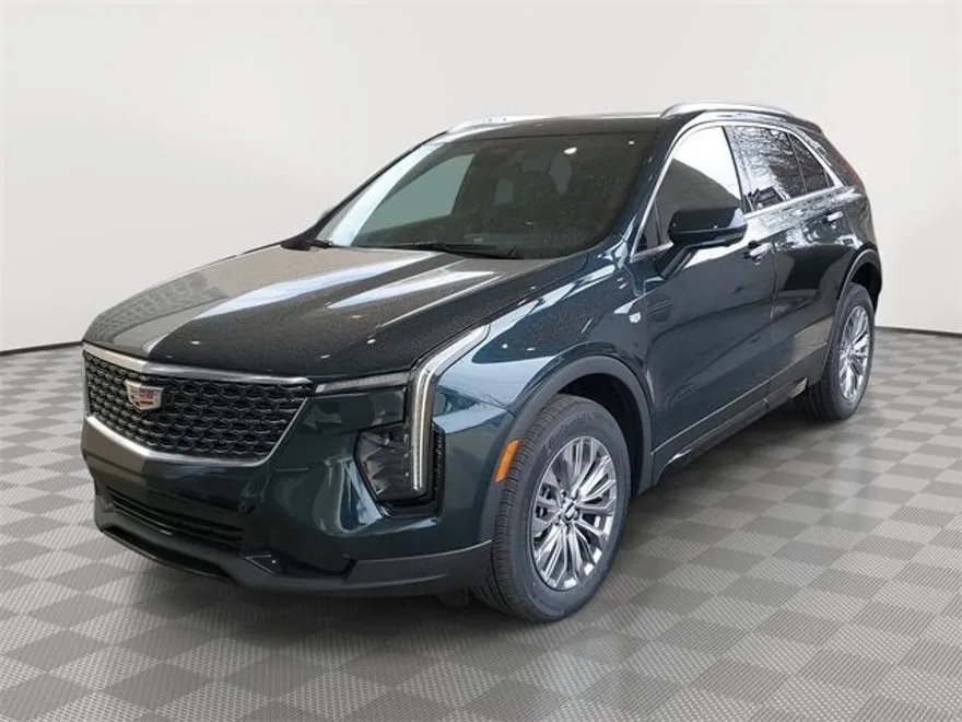 2025 Cadillac XT4 Premium Luxury photo 1