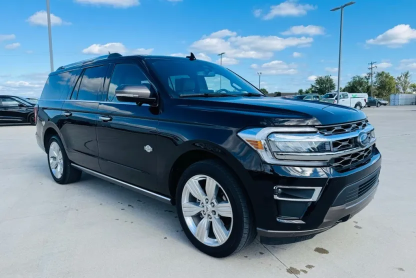 2024 Ford Expedition MAX King Ranch photo 1