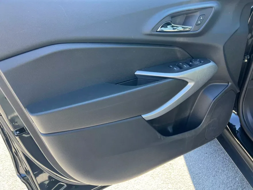 2024 Chevrolet Trax photo 13