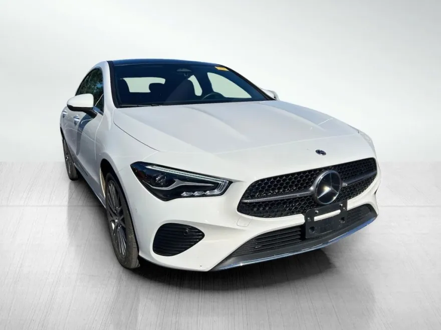 2025 Mercedes Benz CLA 250 4MATIC photo 1