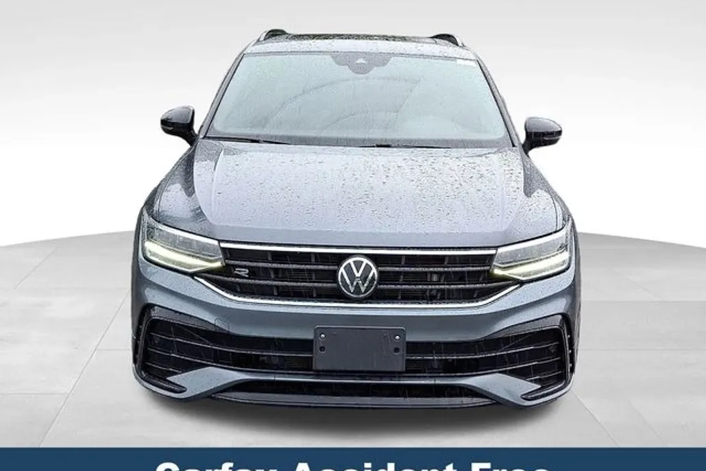 2022 Volkswagen Tiguan SE R-Line Black photo 1