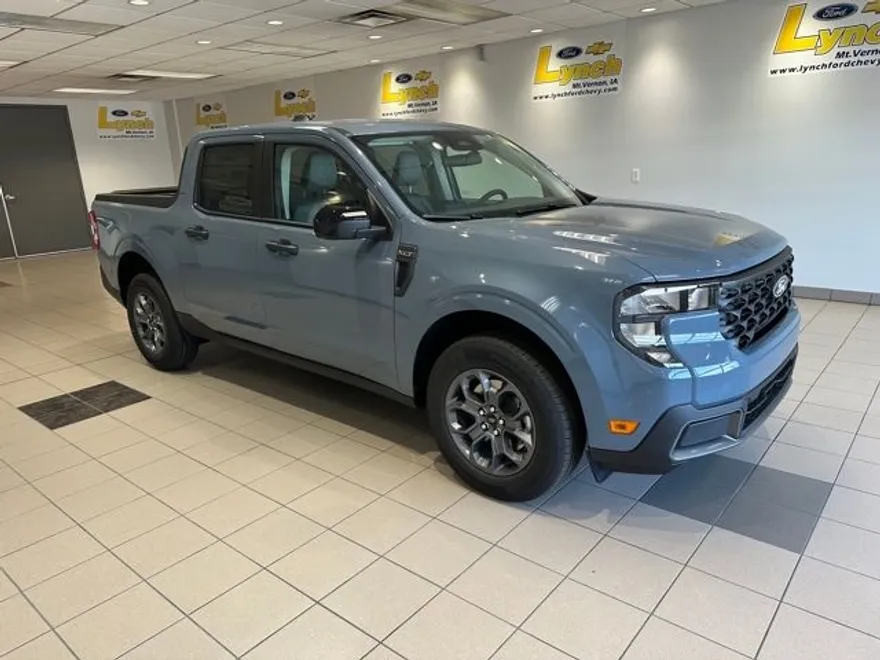 2025 Ford Maverick XLT photo 1
