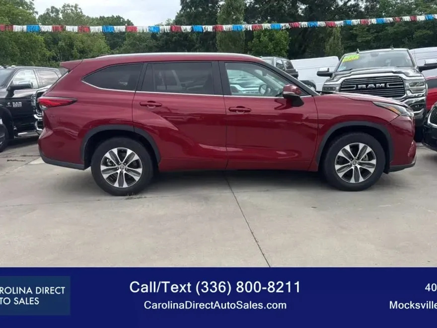 2023 Toyota Highlander XLE Sport photo 1