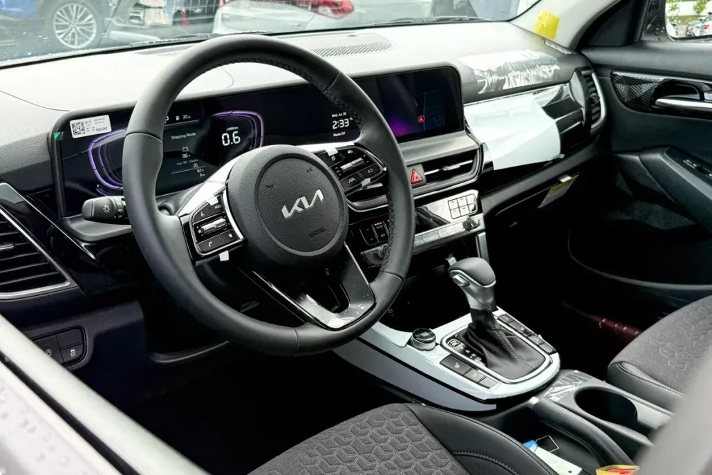 2026 Kia Seltos S photo 1