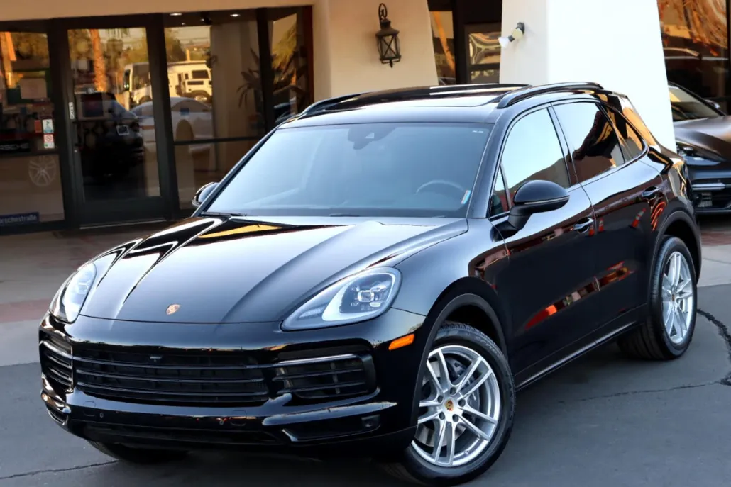2021 Porsche Cayenne Base photo 1