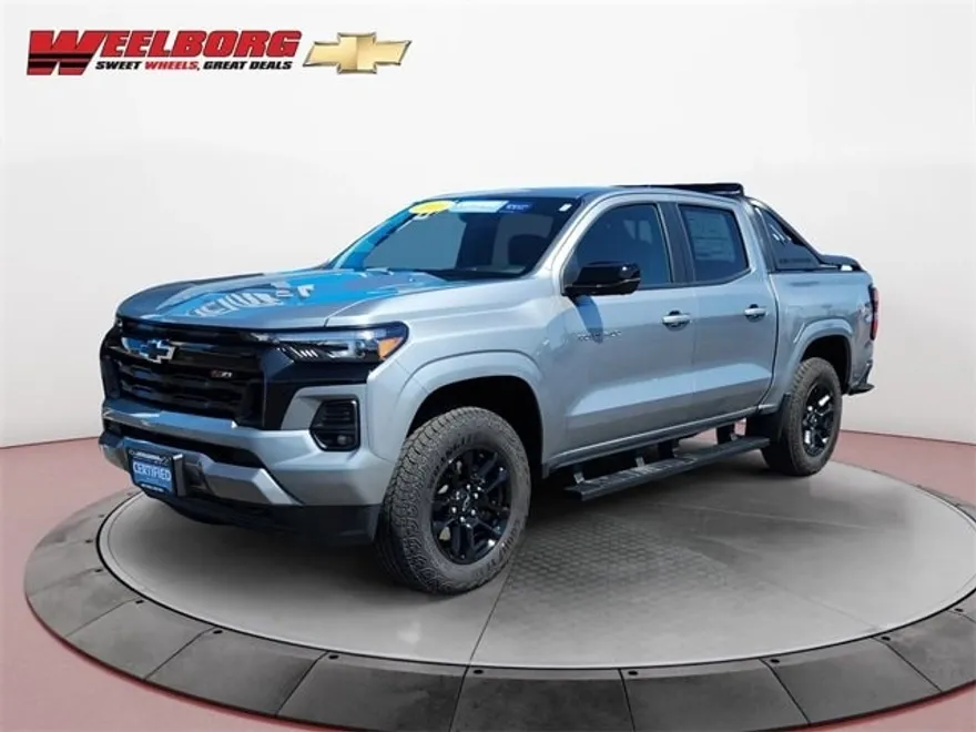 2025 Chevrolet Colorado Z71 photo 1