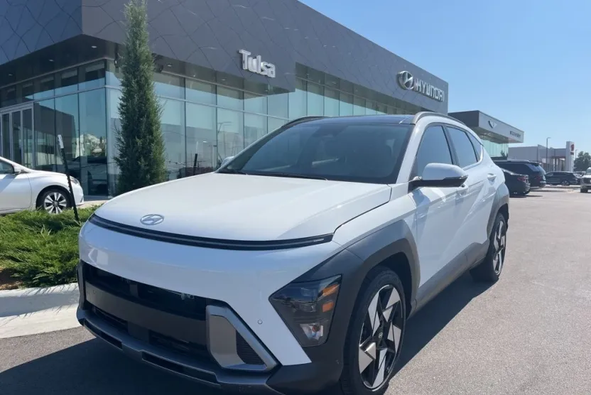 2026 Hyundai Kona Limited photo 1