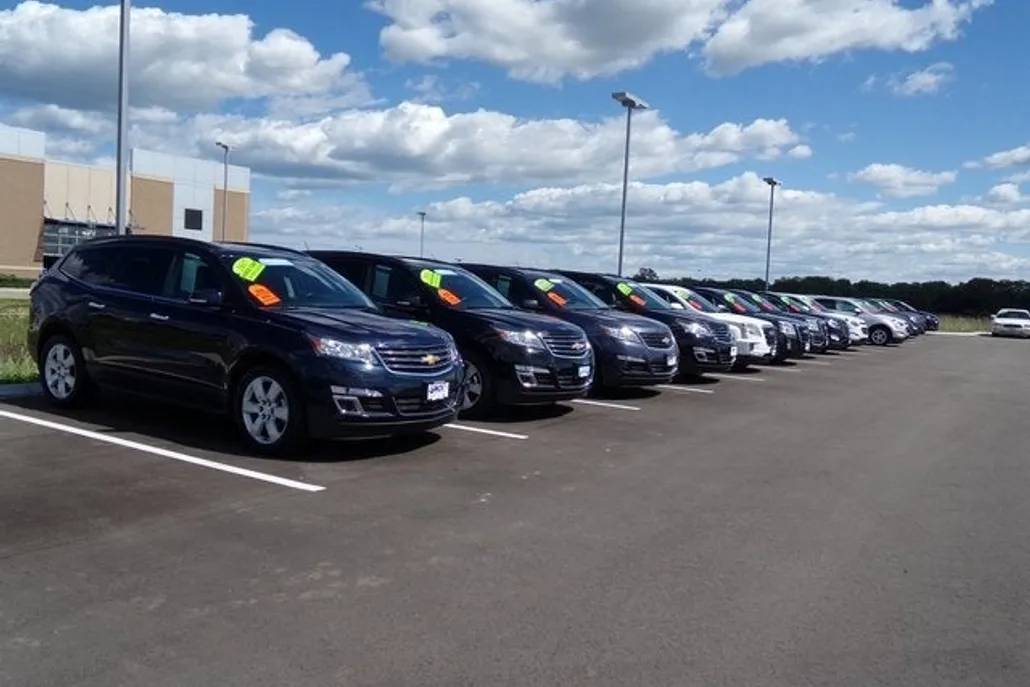 2026 Chevrolet Equinox LT photo 1