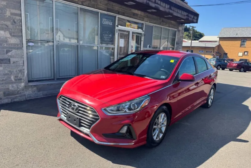 2018 Hyundai Sonata SE photo 1