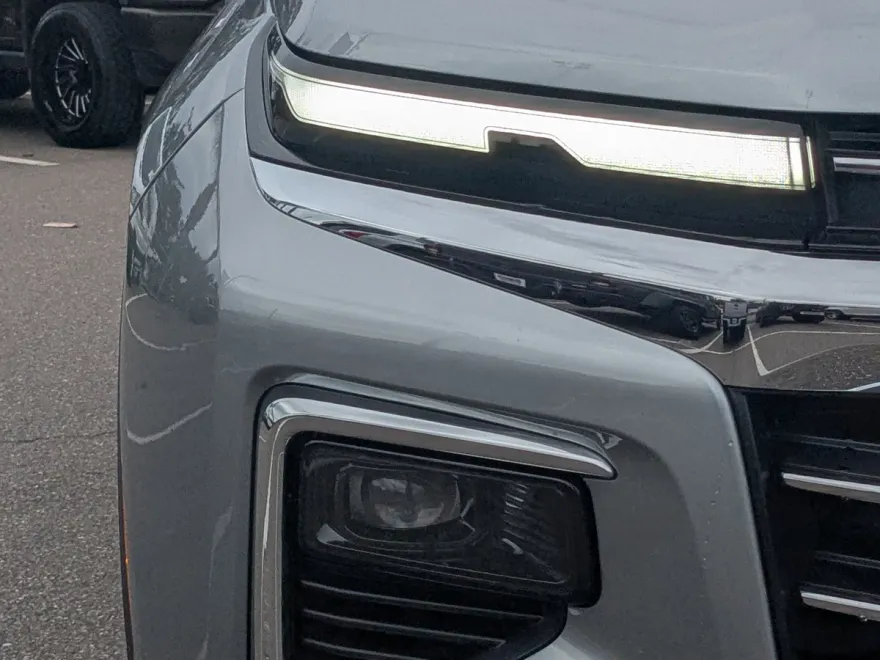 2024 Chevrolet Traverse photo 1