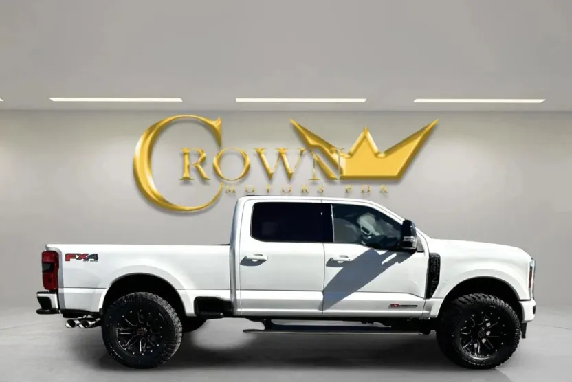 2025 Ford F-350 photo 1