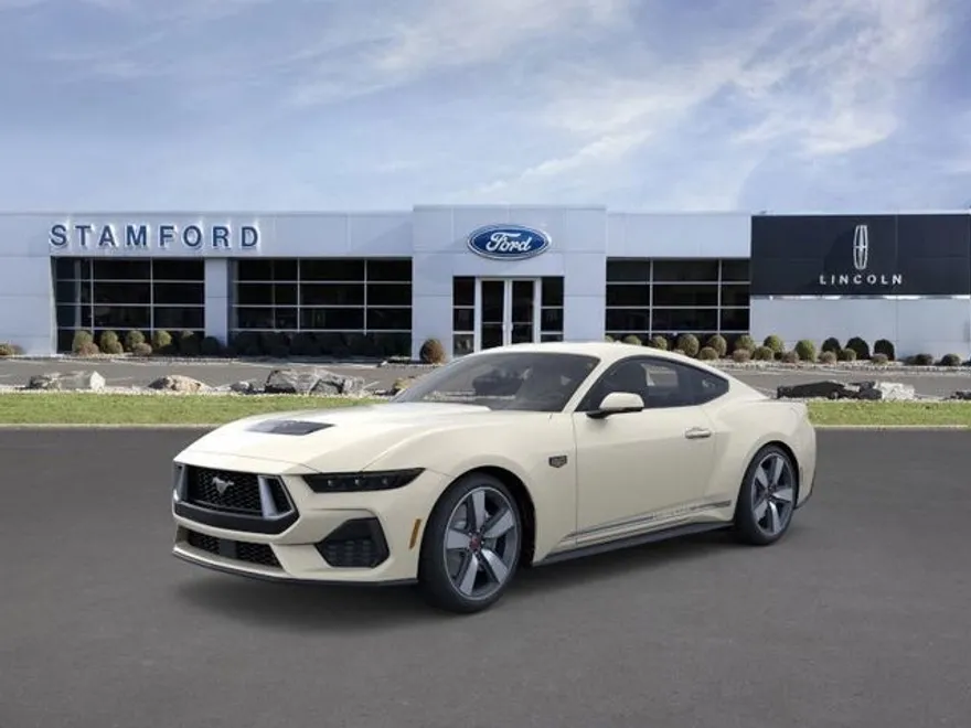 2025 Ford Mustang GT Premium photo 1