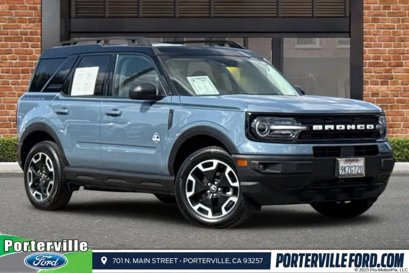 2024 Ford Bronco Sport Outer Banks photo 1
