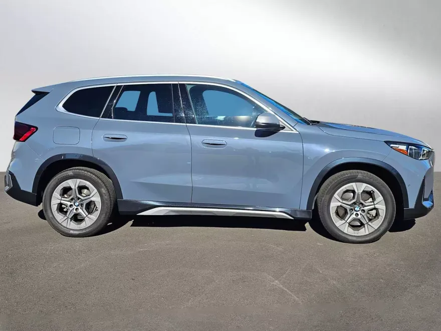 2023 Bmw X1 XDrive28i photo 1