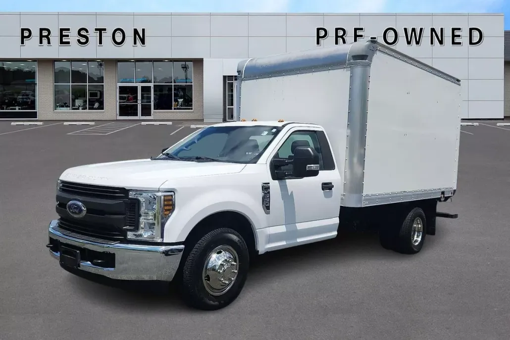 2019 Ford F-350 XL photo 1