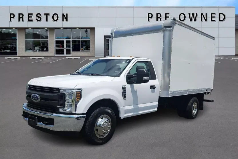 2019 Ford F-350 XL photo 1