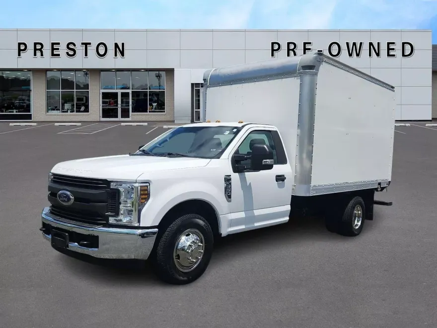 2019 Ford F-350 XL photo 1