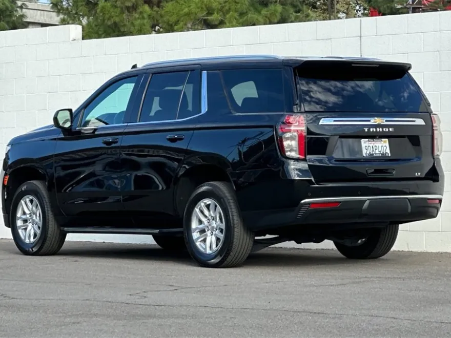 2023 Chevrolet Tahoe LT photo 1