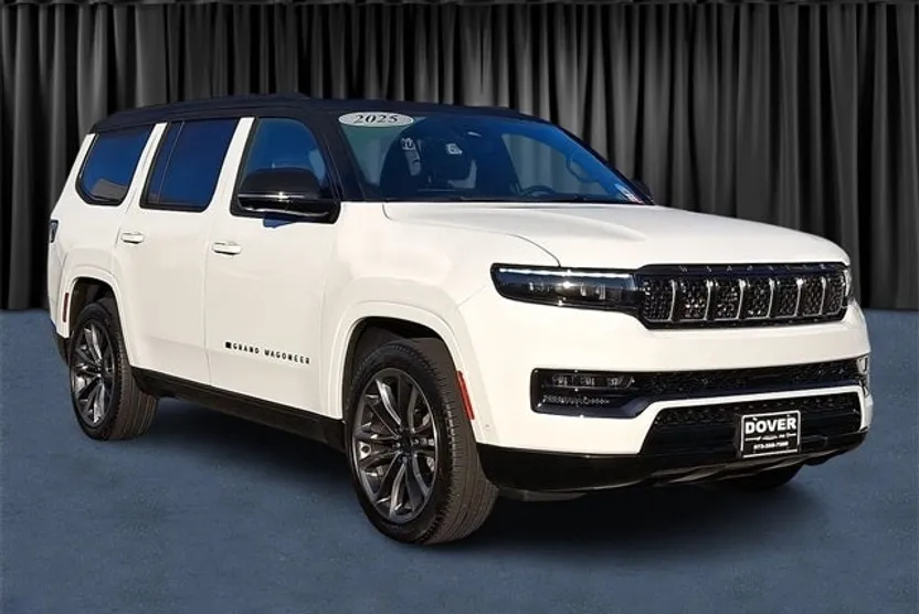 2025 Jeep Grand Wagoneer III photo 1