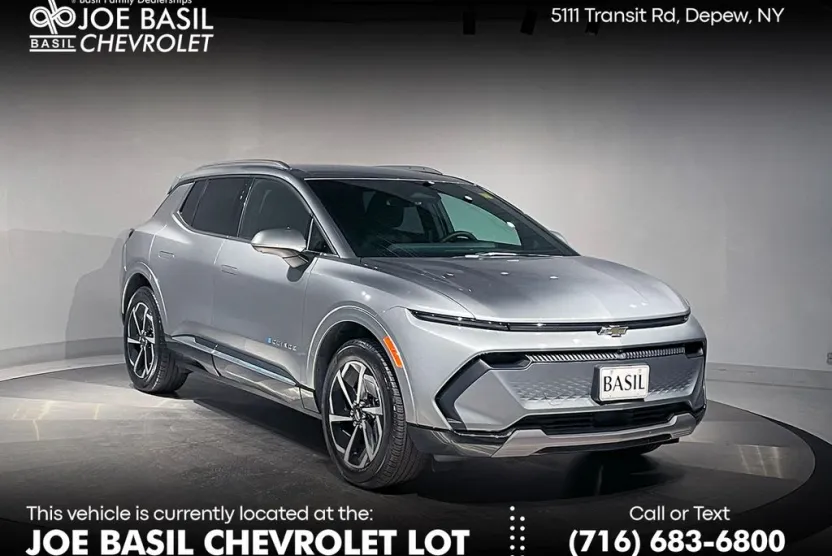 2024 Chevrolet Equinox EV 1LT photo 1