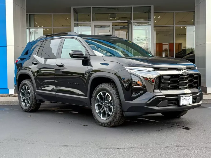 2026 Chevrolet Equinox ACTIV photo 1