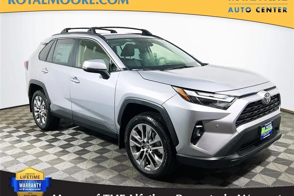 2025 Toyota RAV4 XLE Premium photo 1