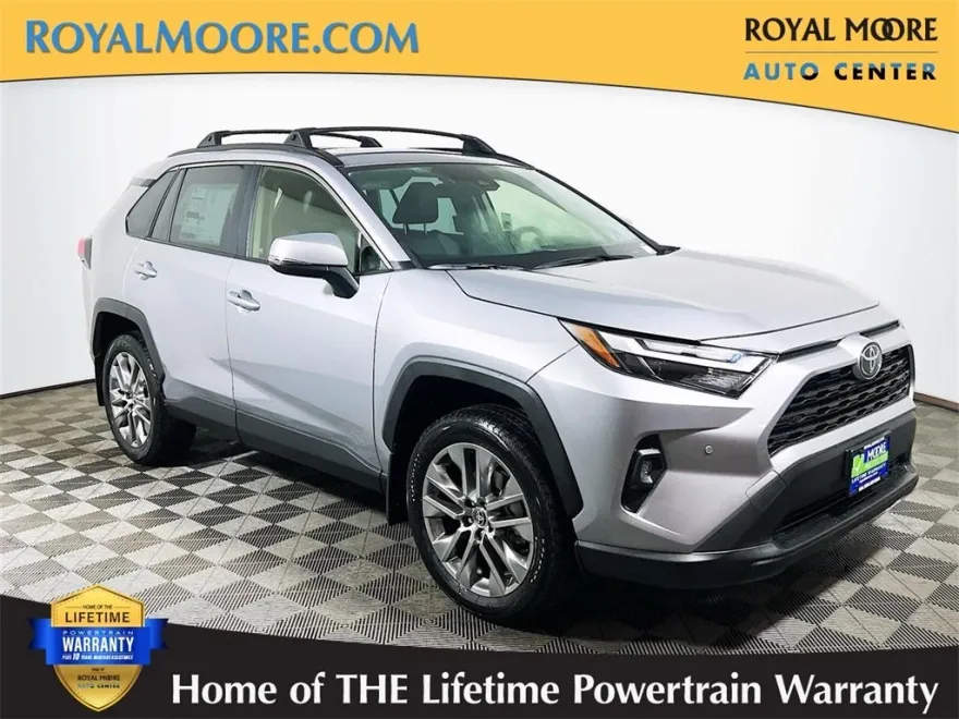 2025 Toyota RAV4 XLE Premium photo 1