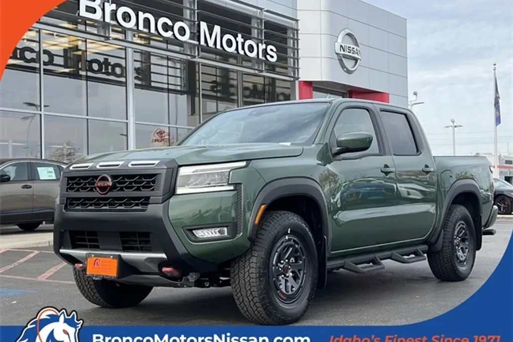 2025 Nissan Frontier PRO-4X photo 1