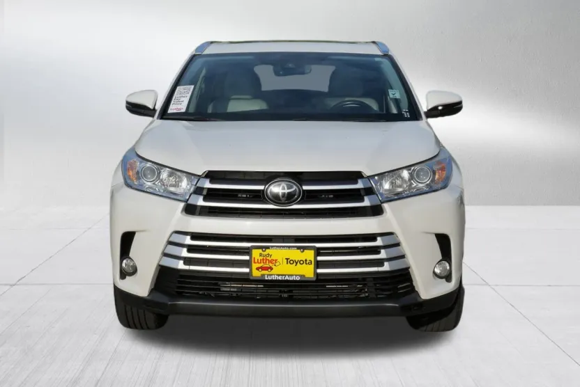 2018 Toyota Highlander XLE photo 1