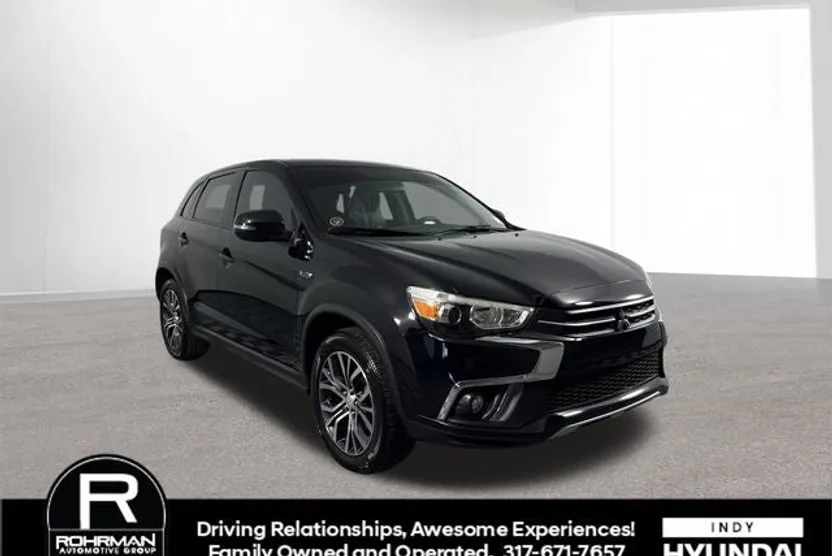 2019 Mitsubishi Outlander Sport SE photo 1