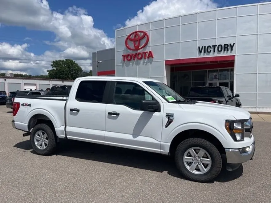 2023 Ford F-150 XLT photo 1