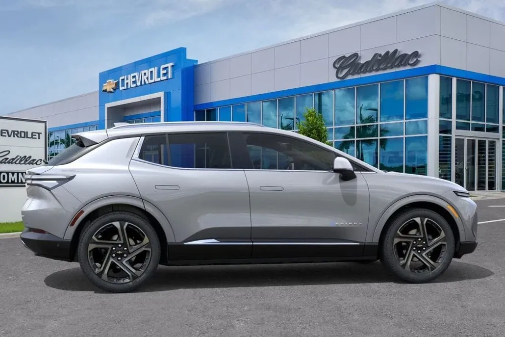2025 Chevrolet Equinox EV 1LT photo 1