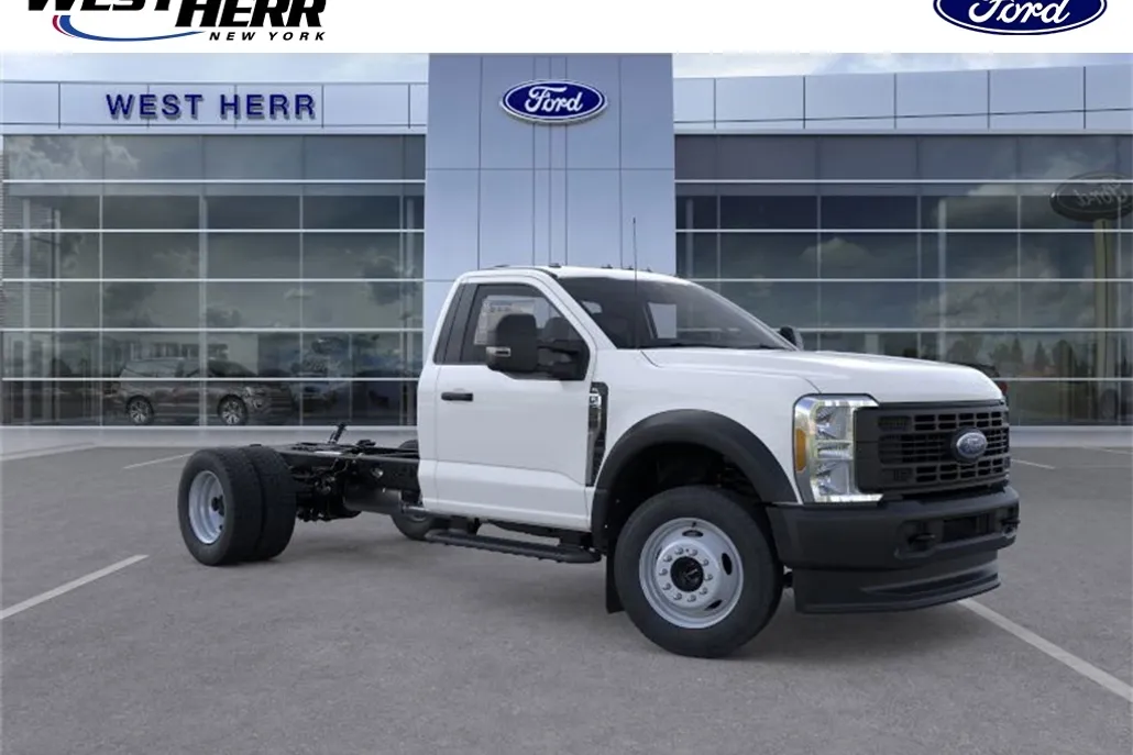 2026 Ford F-550 photo 1